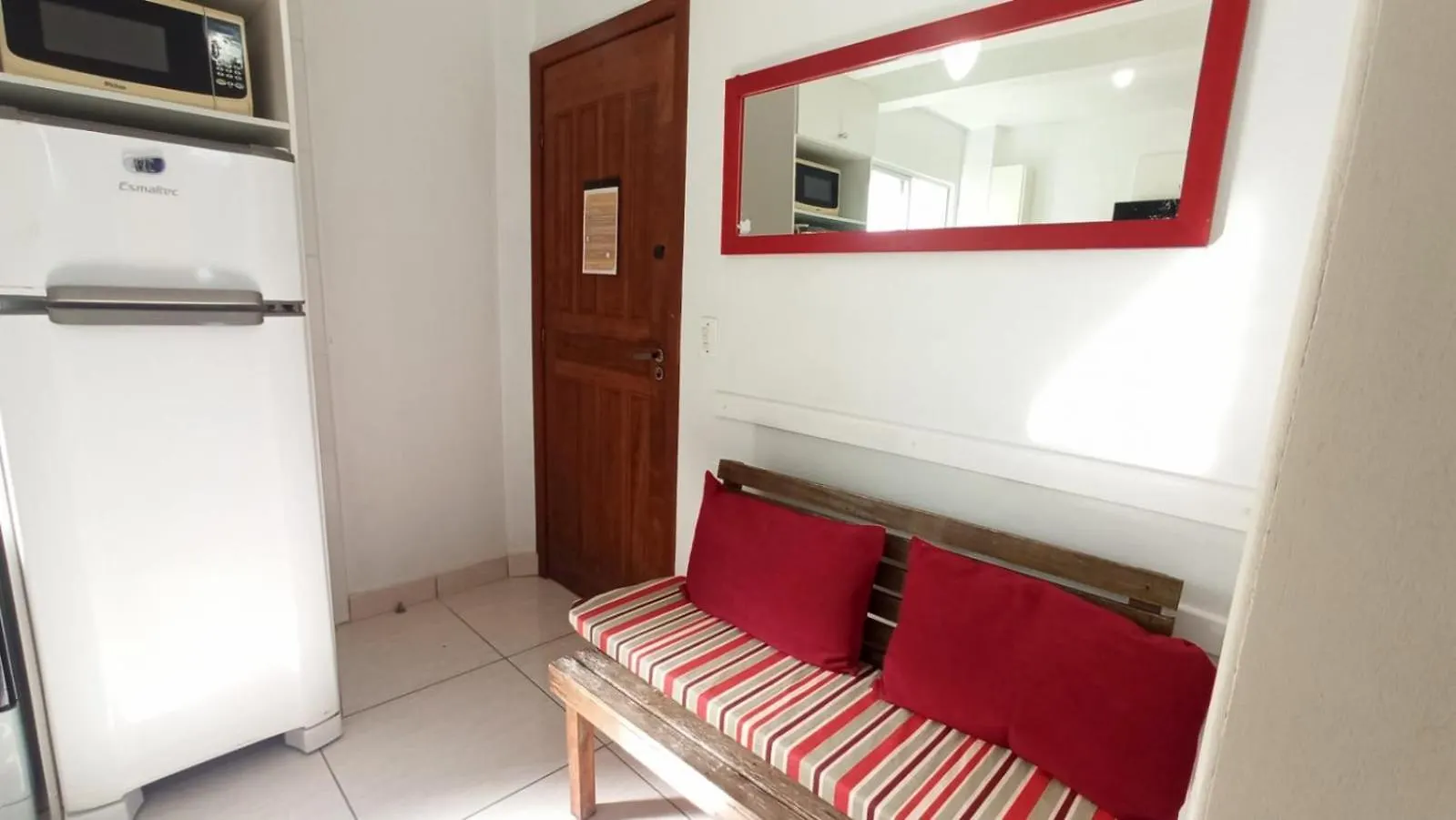 Residencial Lilly - Aptos De 1 E 2 Dorm. Florianópolis Apartamento