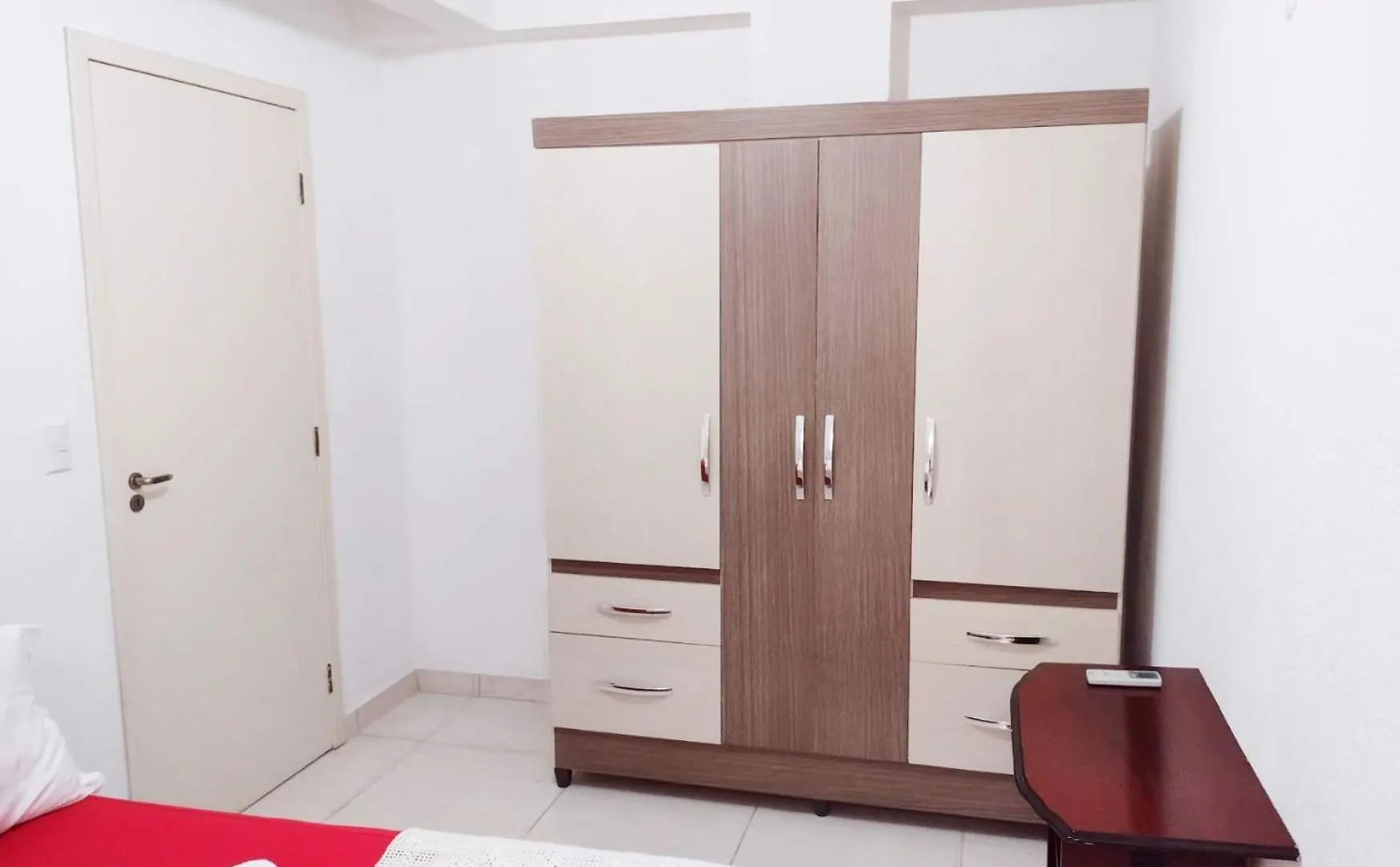 Appartamento Residencial Lilly - Aptos De 1 E 2 Dorm. Florianópolis Brasile