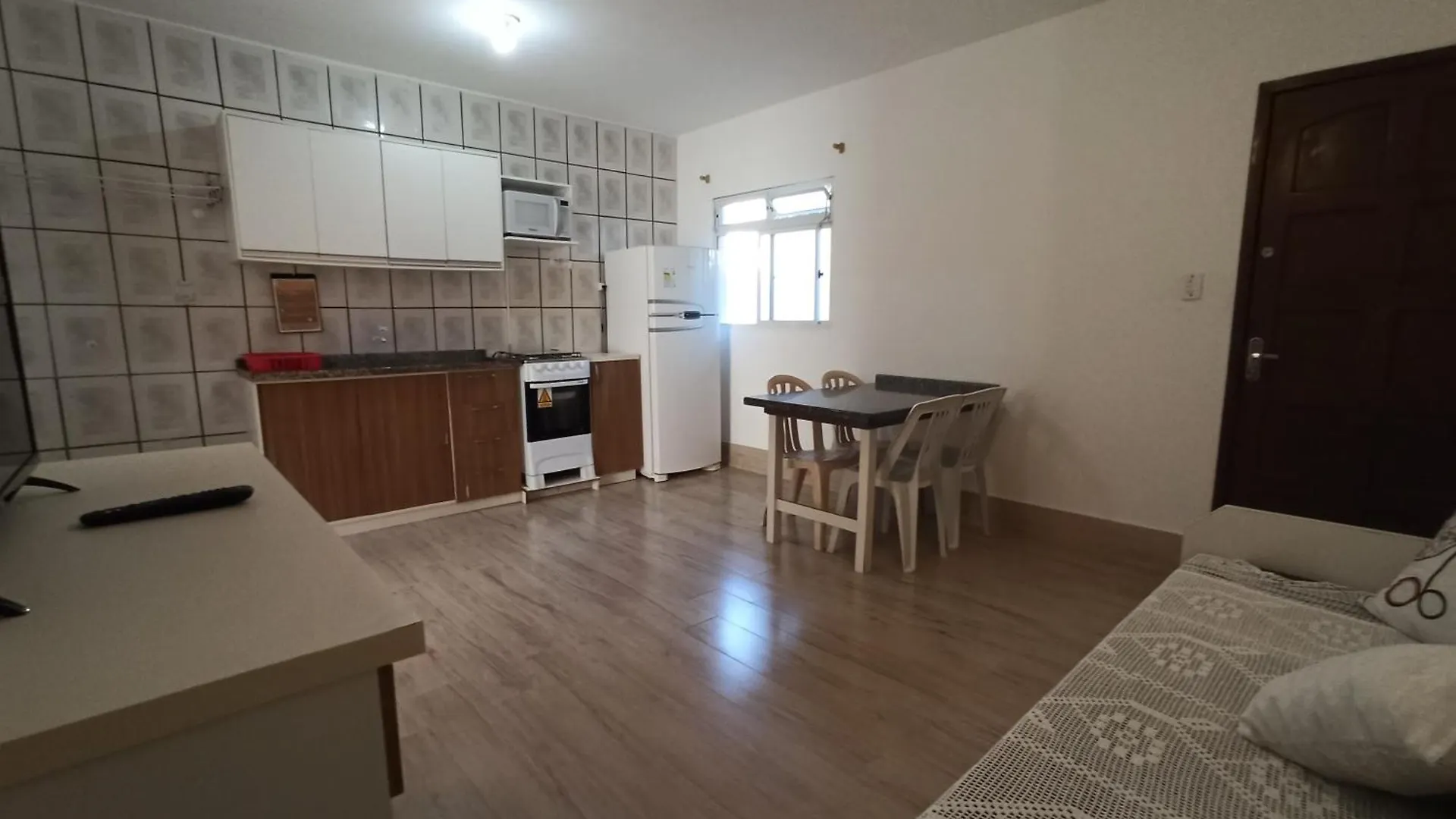 Appartamento Residencial Lilly - Aptos De 1 E 2 Dorm. Florianópolis