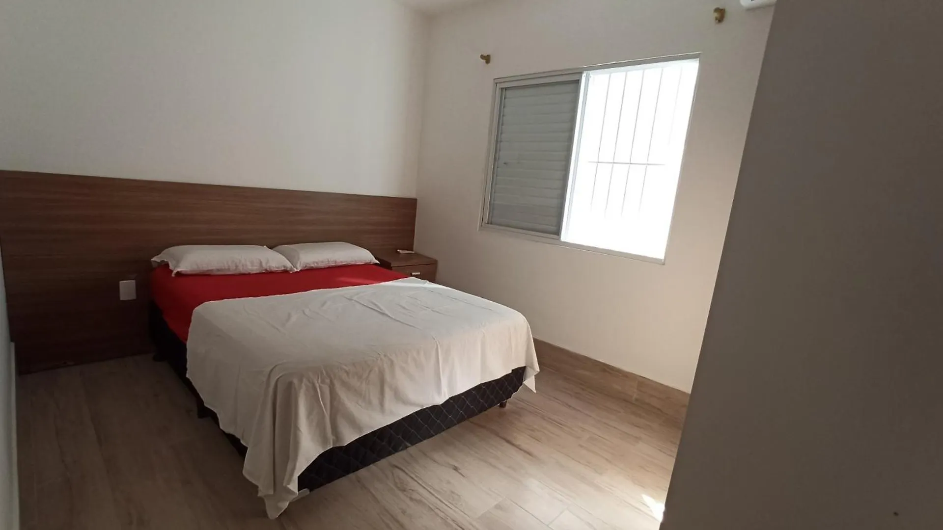 Appartamento Residencial Lilly - Aptos De 1 E 2 Dorm. Florianópolis