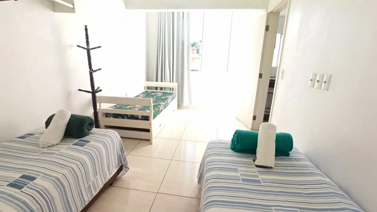Appartamento Residencial Lilly - Aptos De 1 E 2 Dorm. Florianópolis